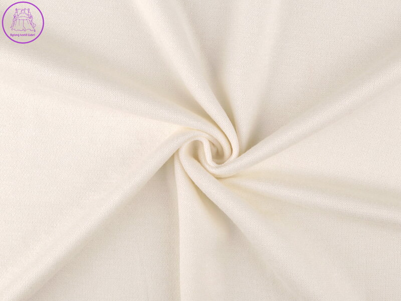 Svetrovina / úplet hladký s podílem viskózy