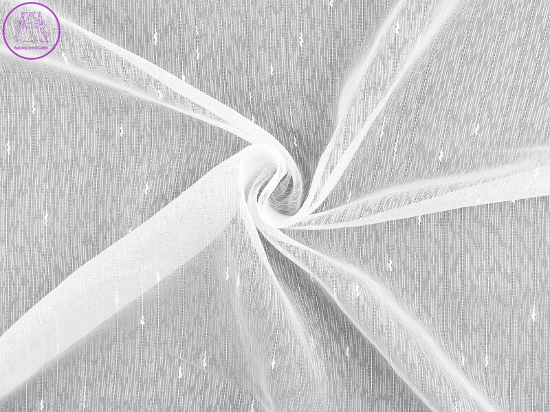 Záclona / voál strukturovaný s olůvkem šíře 300 cm