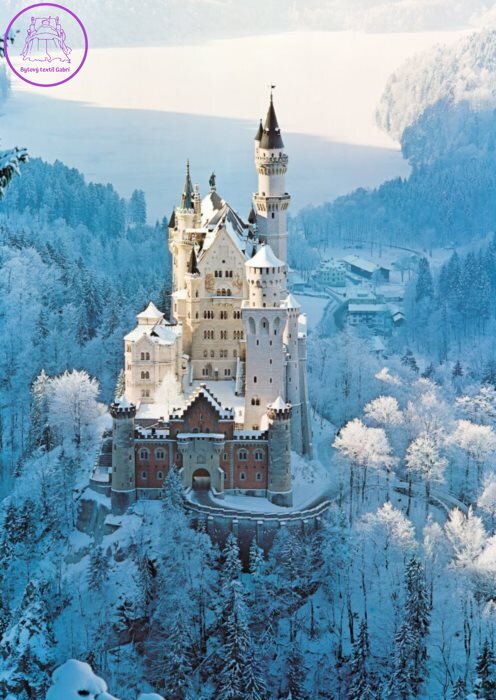 RAVENSBURGER Puzzle Zimní Neuschwanstein 1500 dílků